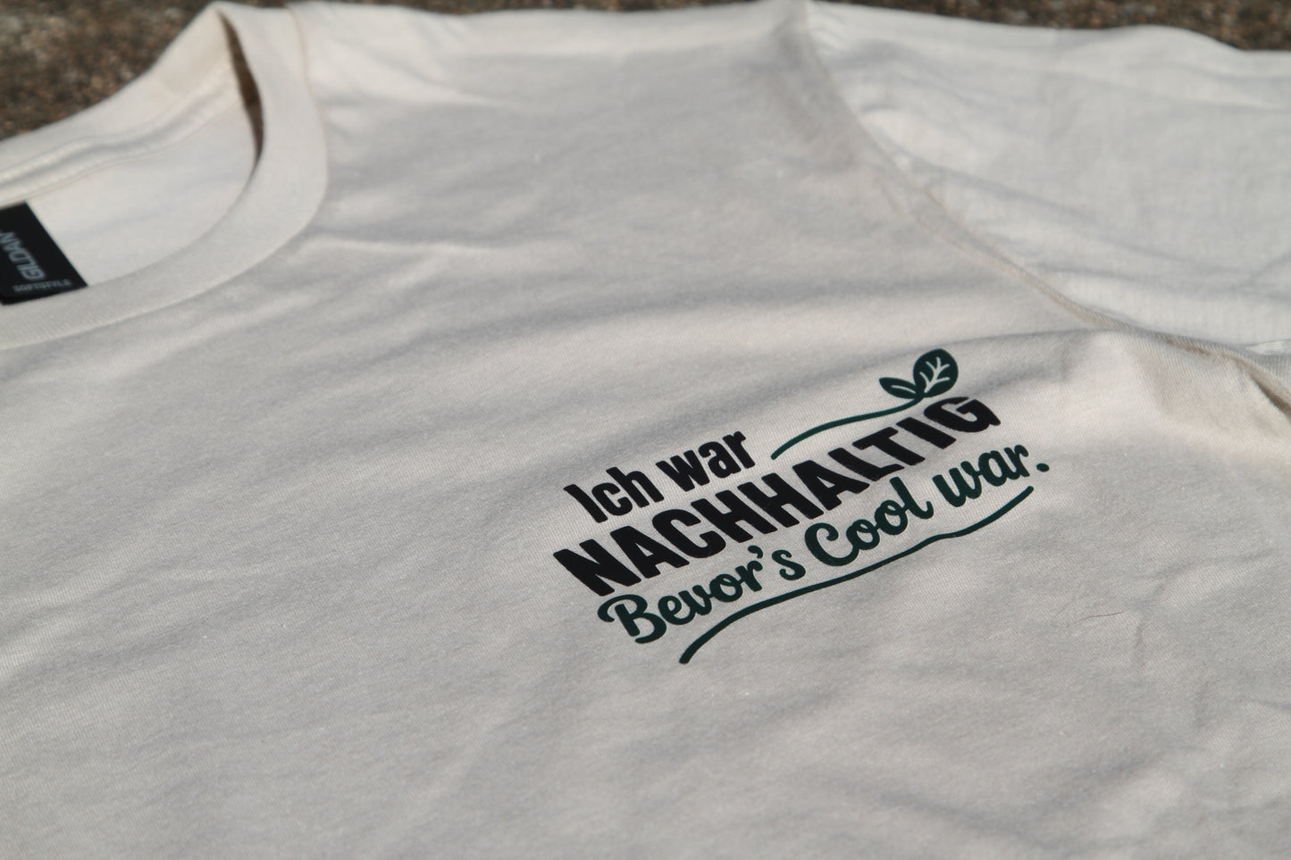 Nachhaltig Bevors Cool War Organisches Premium Shirt