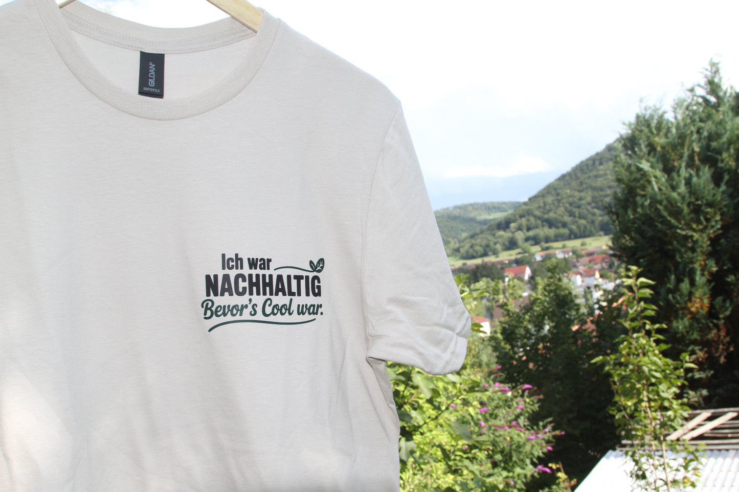 Nachhaltig Bevors Cool War Organisches Premium Shirt