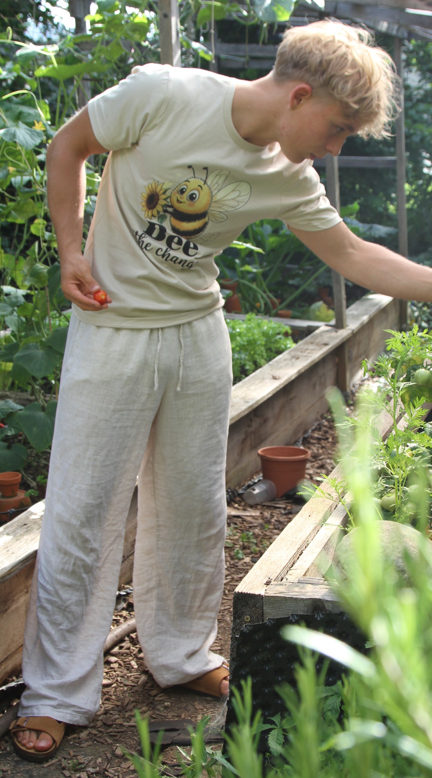 Bee The Change Organisches Premium Shirt